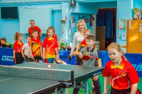 Министр спорта Крыма потренировалась с юными ялтинскими теннисистами